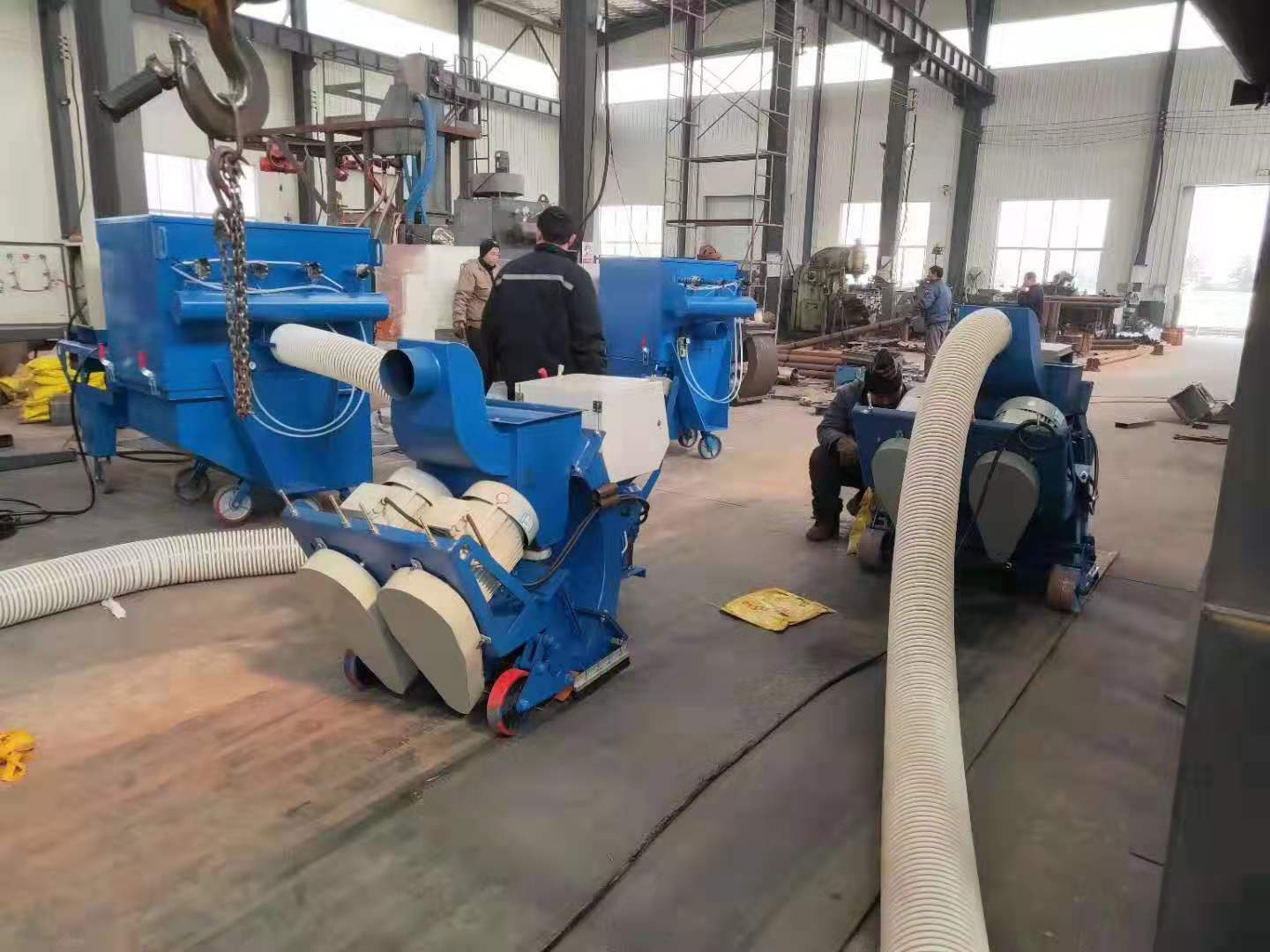 青海省吊鉤式拋丸除銹清理機(jī)_青海省吊鉤式拋丸機(jī)_青海省吊鉤式噴丸設(shè)備_青海省吊鉤式噴砂機(jī)哪家強(qiáng)？